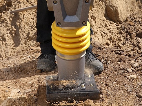 Трамбовка BT 65